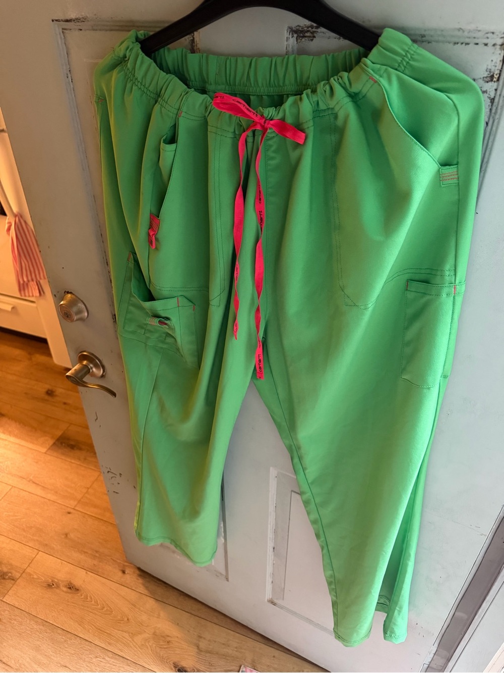 Women’s 3x Carhartt Scrubs in Neon Green with Pink Accents/Drawstring